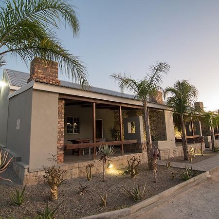 Letsatsi Lodge Vanrhynsdorp Eksteriør billede
