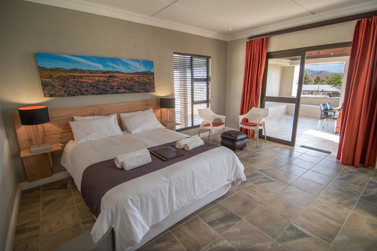 Letsatsi Lodge Vanrhynsdorp Eksteriør billede