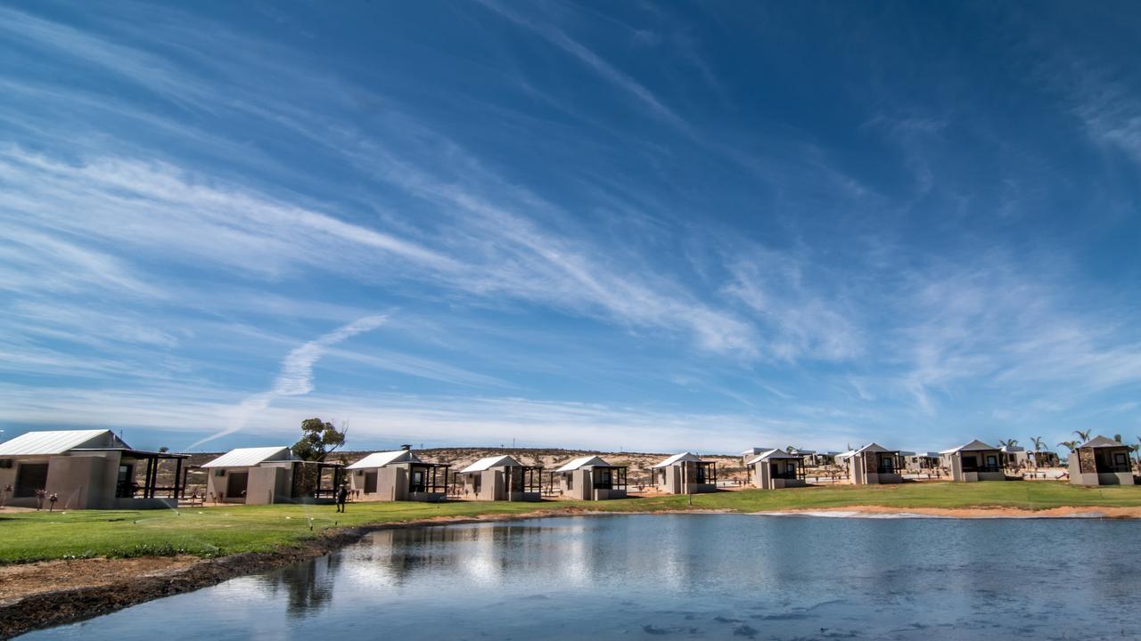 Letsatsi Lodge Vanrhynsdorp Eksteriør billede